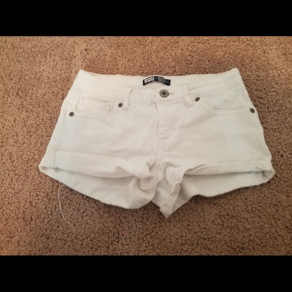 Levis white shorts